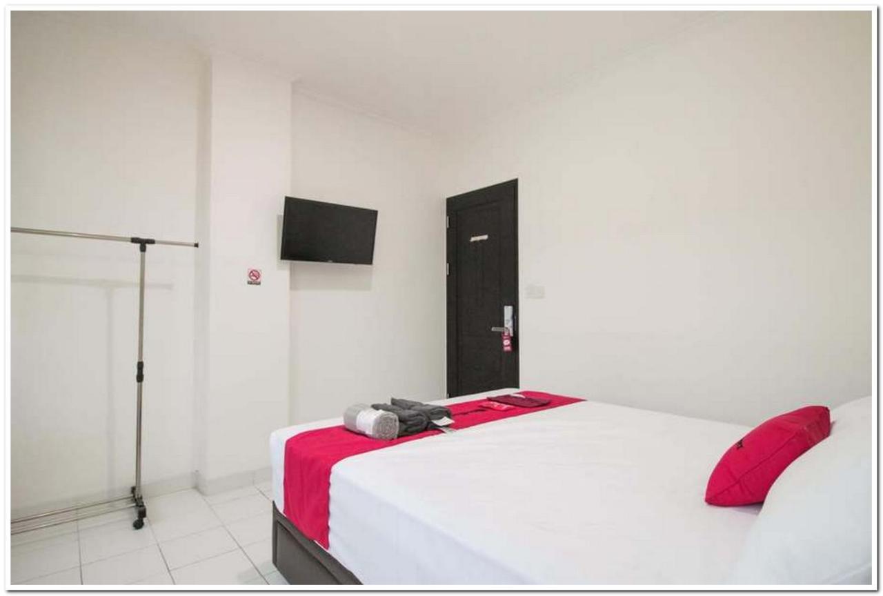 Reddoorz @ Ruko Itc Roxy Mas Hotel Jakarta Buitenkant foto